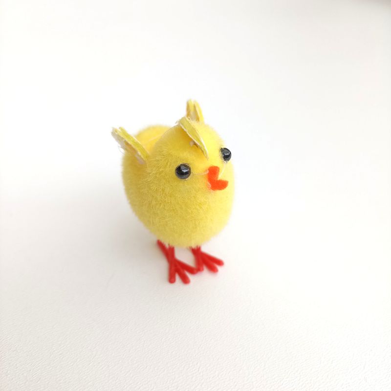 Velikonoční kuřátko větší 4cm