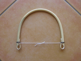 ratanové ucho 12x11 cm